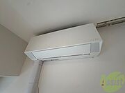 エアコンもあり暑い夏もこれで快適ですよ～
