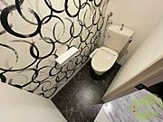 トイレです。ウォシュレット付を探している方、おすすめです。