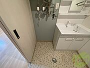 洗濯機はこちらの専用スペースに置けます！