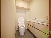 トイレです。ウォシュレット付を探している方、おすすめです。