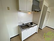 調理スペースも広々しておりお料理しやすそうです！