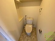 トイレです。ウォシュレット付を探している方、おすすめです。