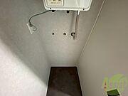 洗濯機はこちらの専用スペースに置けます！