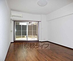 京都市営烏丸線 五条駅 徒歩5分の賃貸マンション 1階1Kのリビング/ダイニング