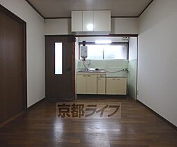 居間
