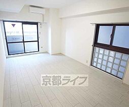 ジョイテル西院 210 2階1Kのリビング/ダイニング