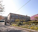 金閣小学校まで1500m 金閣寺近くの金閣小学校。