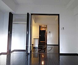 京都市営烏丸線 五条駅 徒歩3分の賃貸マンション 5階1DKのリビング/ダイニング