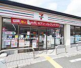 セブンイレブン智恵光院上長者町店まで290m 敷地内ガレージが広々。店内も新しく綺麗ですよ。