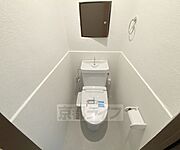 洗浄機能付きトイレです。