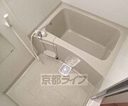 コンパクトなお風呂です