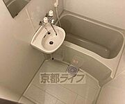 セパレートのお風呂です