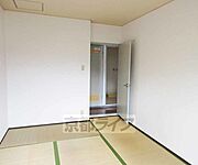 寝室・収納部屋どちらでも。