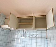 頭上収納豊富です。