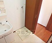 洗濯機はこちらへどうぞ