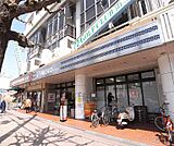 フレスコミニ 河原町今出川店まで76m 綺麗な店内のフレスコミニ。