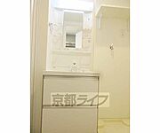 大きくて使いやすい洗面台です