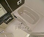 鏡のある便利なお風呂
