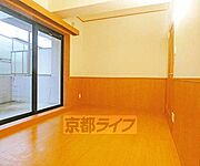 ゆったりとした洋室です。