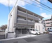 白を基調とした外観です。