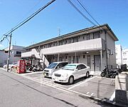 別角度からの外観です。