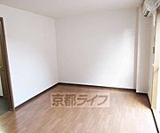明るいお部屋です