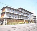 京都市上京区役所まで300m 区役所の社員さんが困ったことに優しく対応してくれます。