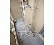 ベランダに洗濯機置けます。