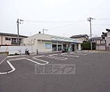 ファミリーマート宇治伊勢田北山店まで458m