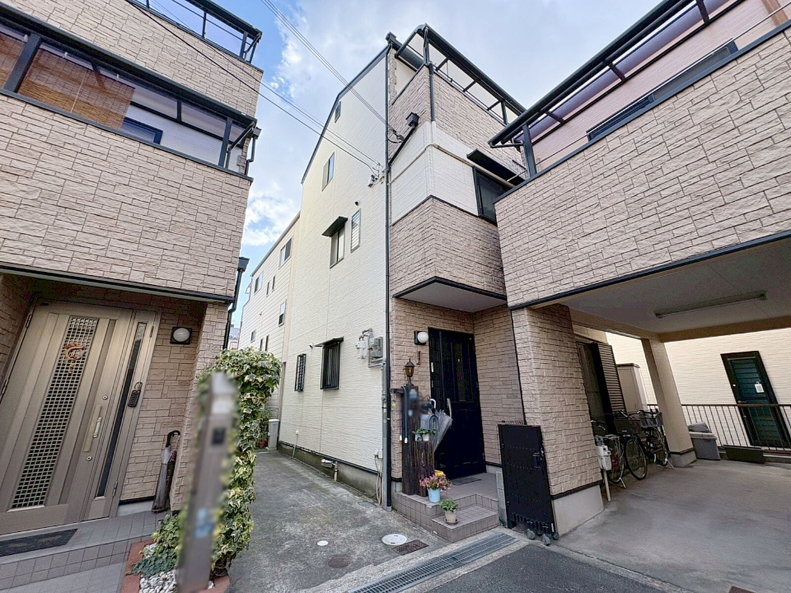 Kobe, Hyogo property