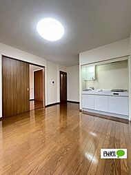 フローラゆう 105 1階1LDKのリビング/ダイニング