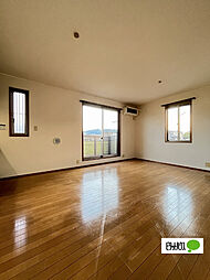 コーラル・ヒル 101 1階2LDKのリビング/ダイニング