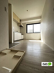 プレゼンス浜の宮 102 1階1DKのリビング/ダイニング