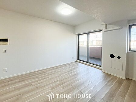 落ち着いた雰囲気に包まれた伸びやかな空間で、ゆったりと家族団らんの時間を過ごせます。