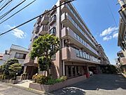 前面道路含む現地写真『快適』は「家」と「街」と「環境」が調和した時に訪れるだと改めて感じさせてくれます。