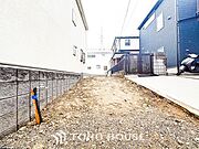 敷地内に駐車スペースがあると、日々の暮らしのをスムーズに運ぶ事が出来ます。