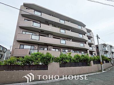 外観：表現された空間は豊かな光と風を纏い、暮らしの時間を豊かにしてくれます。