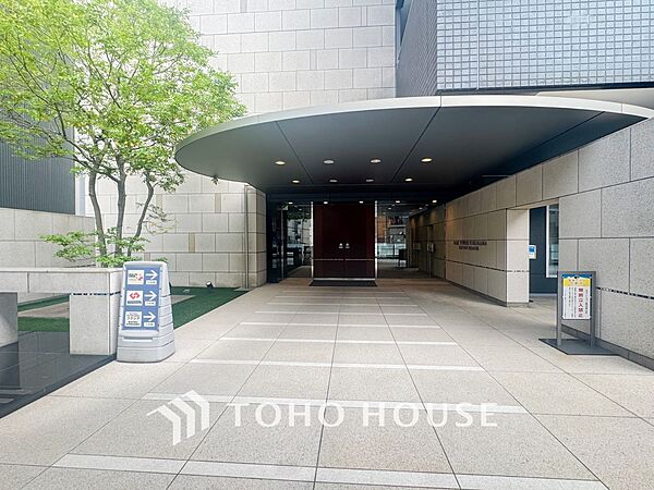 エントランスを拡大表示