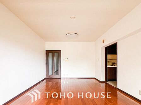 ここにはみんなが集い、食事と楽しい会話が始まるスペース。