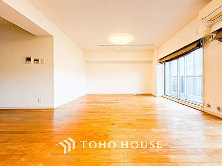 ここにはみんなが集い、食事と楽しい会話が始まるスペース。