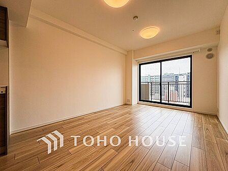 ご家族やお客様との時間など、多くの時を刻む空間。何気なく過ぎる時でさえも上質なひと時となる快適な空間を目指して。