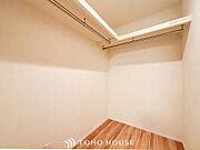 どの部屋にもたっぷりの収納。お部屋にあまり収納家具をを置く必要が無くなり、ゆったりとした住空間が実現可能です。