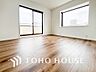寝室：1日の疲れを癒し、心地よく寛げるようゆったりとした広さを確保しています。