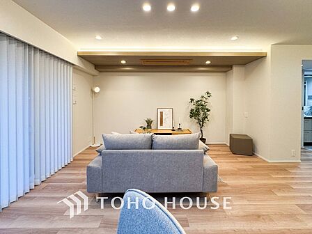 太陽の恵みを受けた明るいお住まい。吹きぬける風を感じながら爽やかで風通しの良い暮らし。