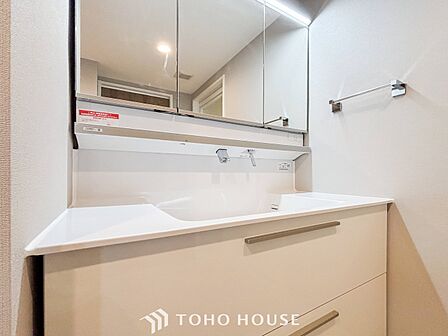 洗面台・洗面所ご家族の1日が始まり、1日の終わりを締めくくる洗面空間。