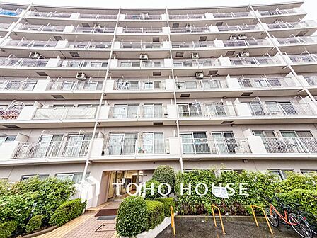 時代の流れに惑わされないシックなカラートーンで街並みに溶け込む外観。