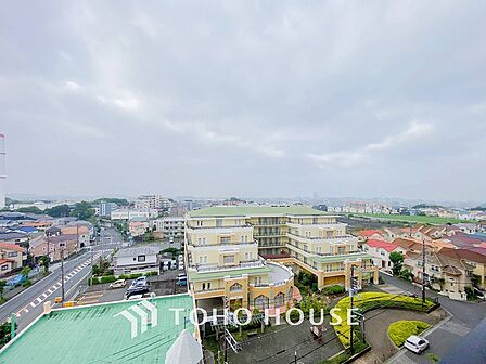 開放的で気持ちの良い眺望と青い空を満喫できます。