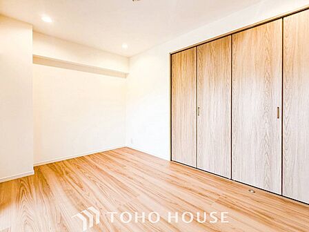 家族一人ひとりの大切なプライベート空間。感性で個性的に飾って頂けるようシンプルに仕上げてあります。
