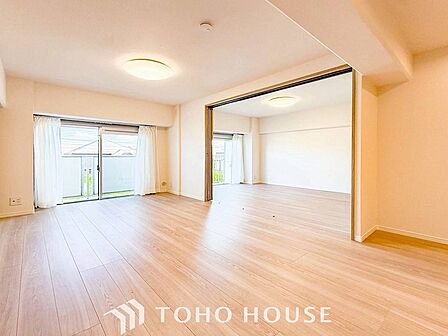 ご家族やお客様との時間など、多くの時を刻む空間。何気なく過ぎる時でさえも上質なひと時に。