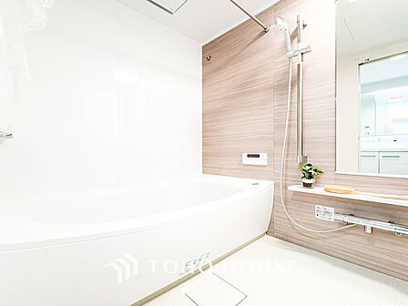 快適な使い心地とゆとりある空間が1日の疲れを解きほぐすバスルーム。
